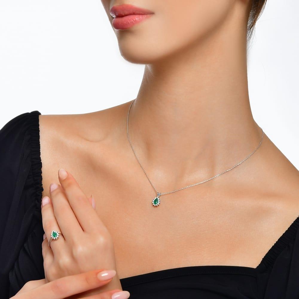 1.12 Karat Anturaj Damla Solo Zümrüt Pırlanta Küpe