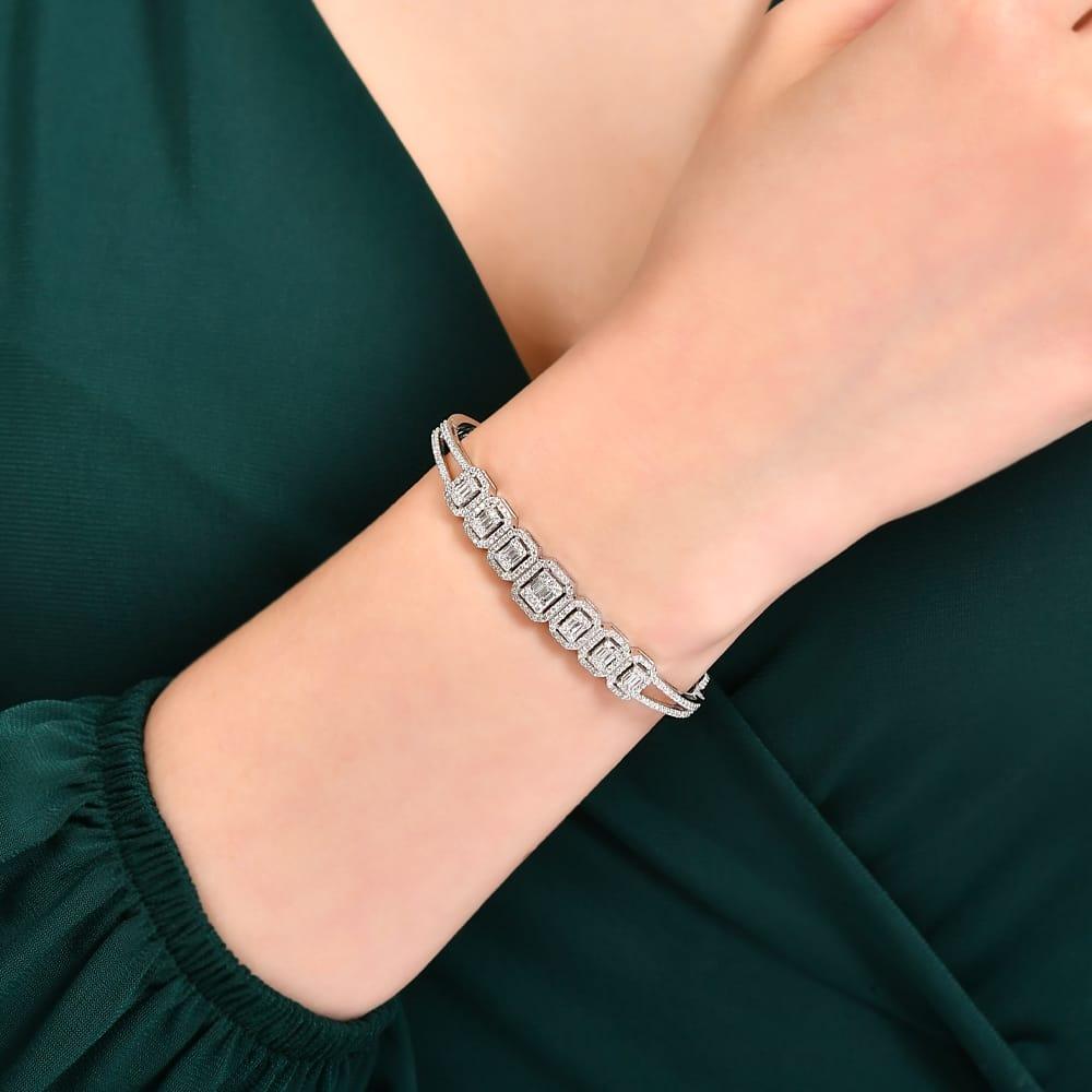 1.87 Karat Bailey Baget Pırlanta Kelepçe Bileklik