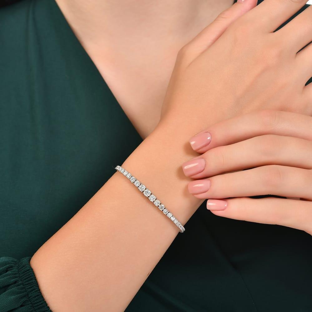 4.67 Karat Alacer Pırlanta Su Yolu Bileklik