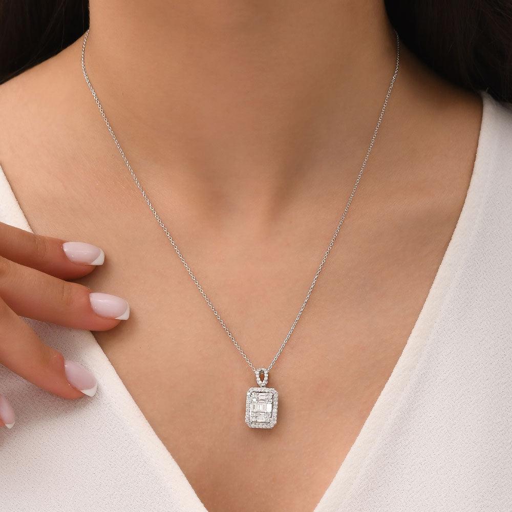 0.84 Karat Isabella Pırlanta Baget Kolye