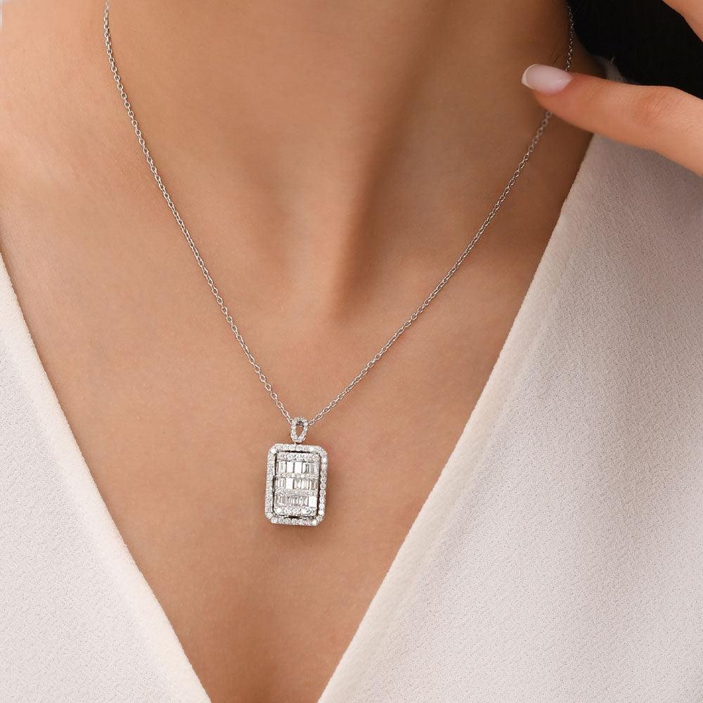 1.66 Karat Emma Pırlanta Baget Kolye
