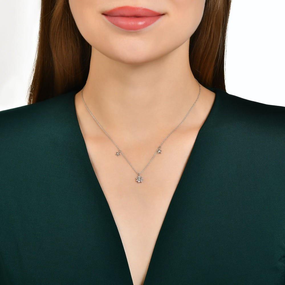0.12 Karat Julia Baget Pırlanta Kolye