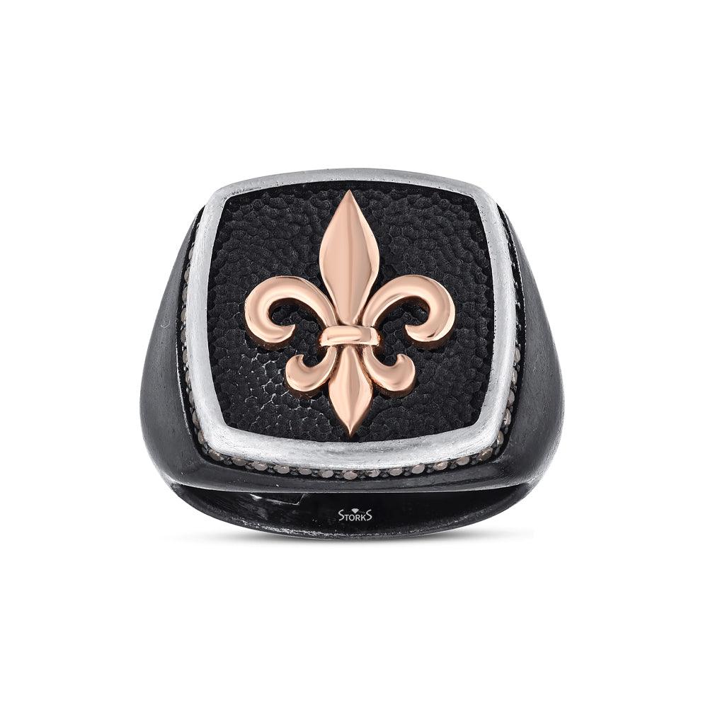 0.40 Karat Fleur de Lis Pırlanta Erkek Yüzük