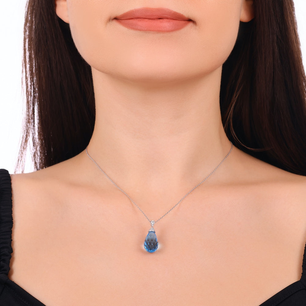 5.75 Karat Blue Topaz Pırlanta Kolye
