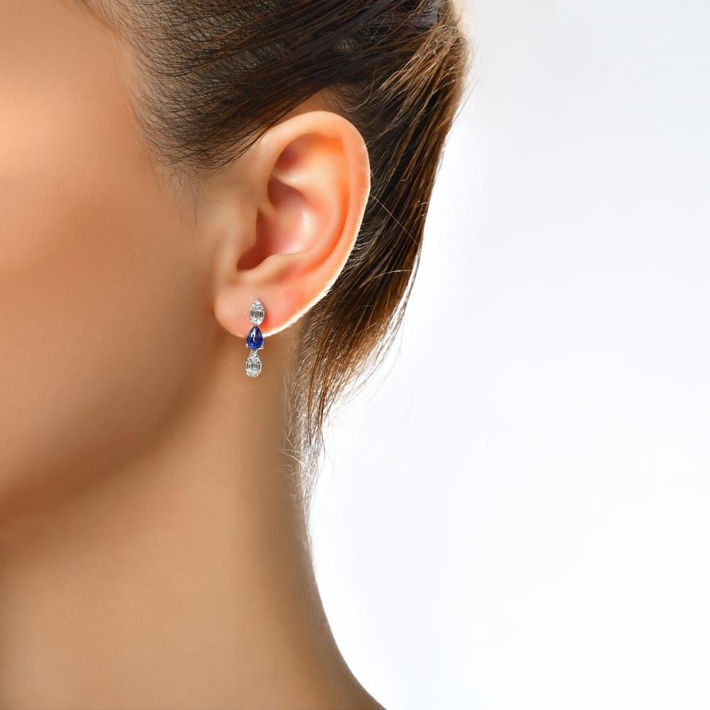 1.23 Karat Goccia Safir Pırlanta Küpe