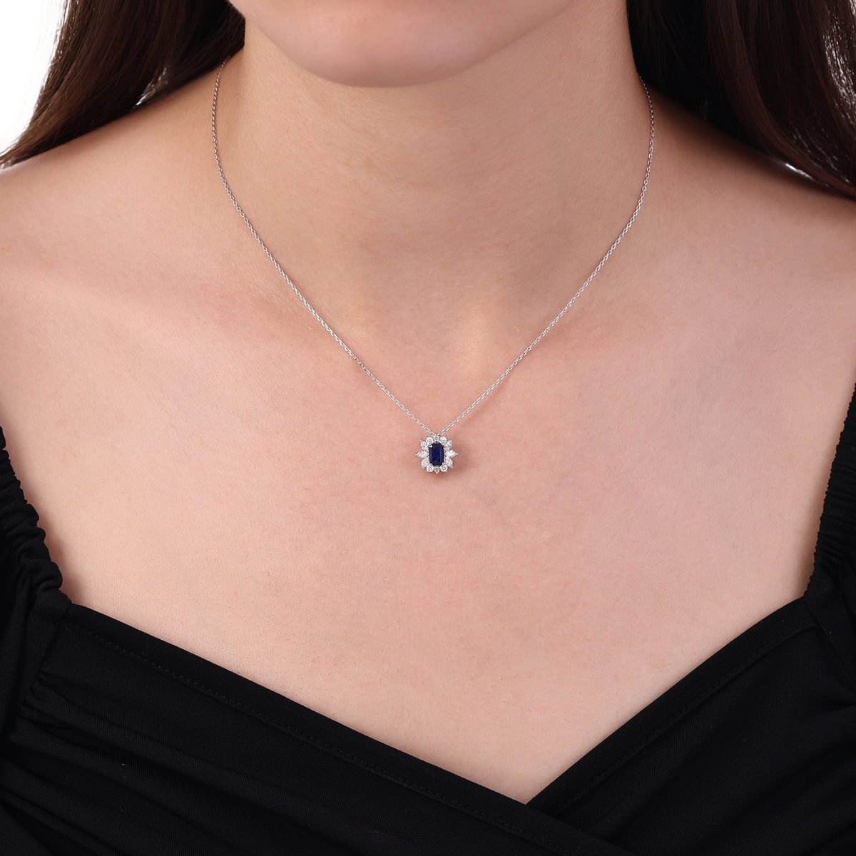 0.90 Karat Flora Safir Markiz Pırlanta Kolye