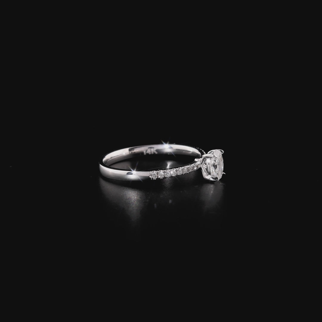 0.38 Karat Oval Pırlanta Tektaş Yüzük
