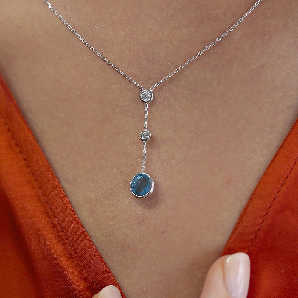 1.95 Karat Pırlanta Blue Topaz Kolye